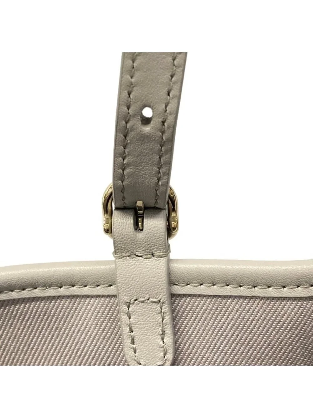 Gucci Tote Bag GG Emblem Medium Gray Leather